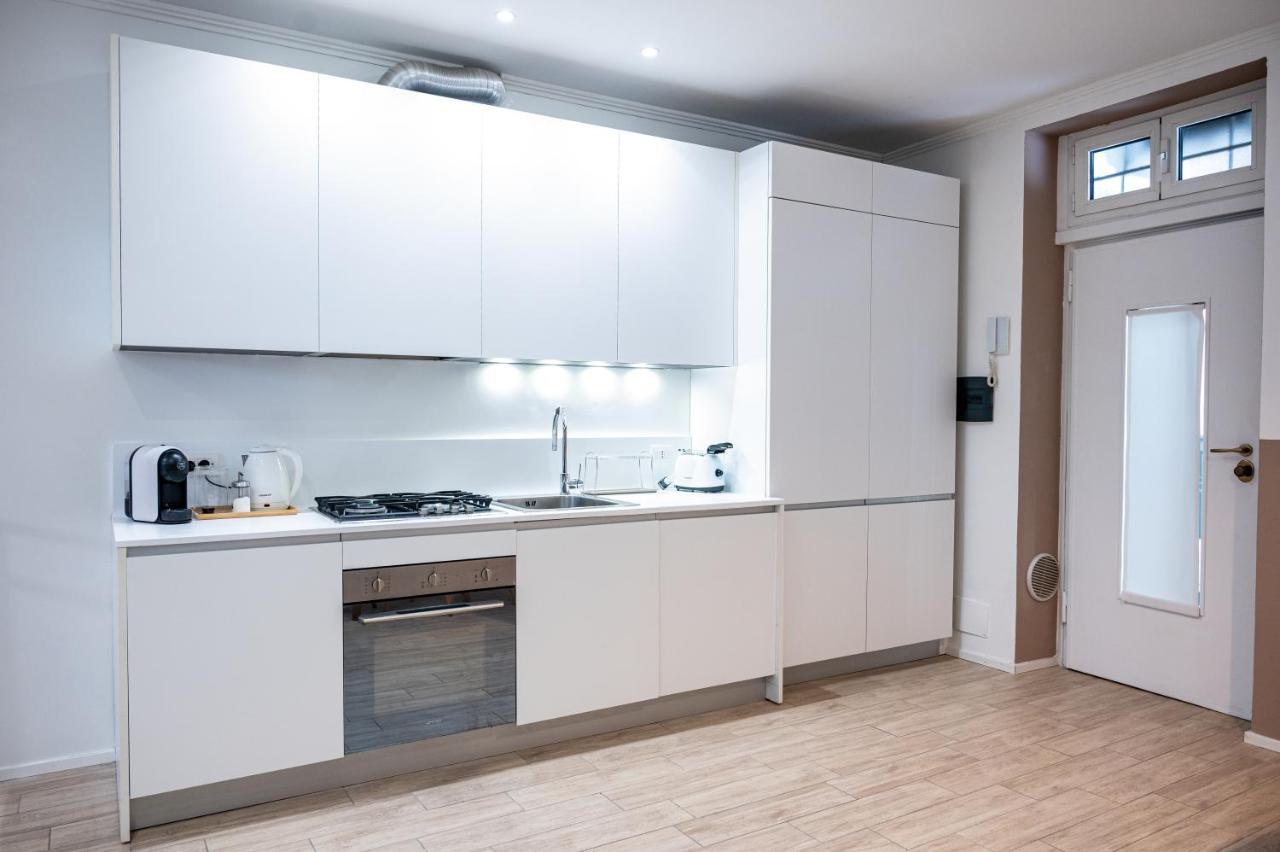 Bilocale Zona Arena Apartment Milan Bagian luar foto