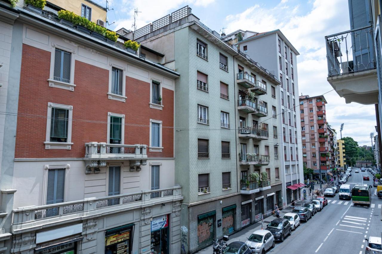 Bilocale Zona Arena Apartment Milan Bagian luar foto