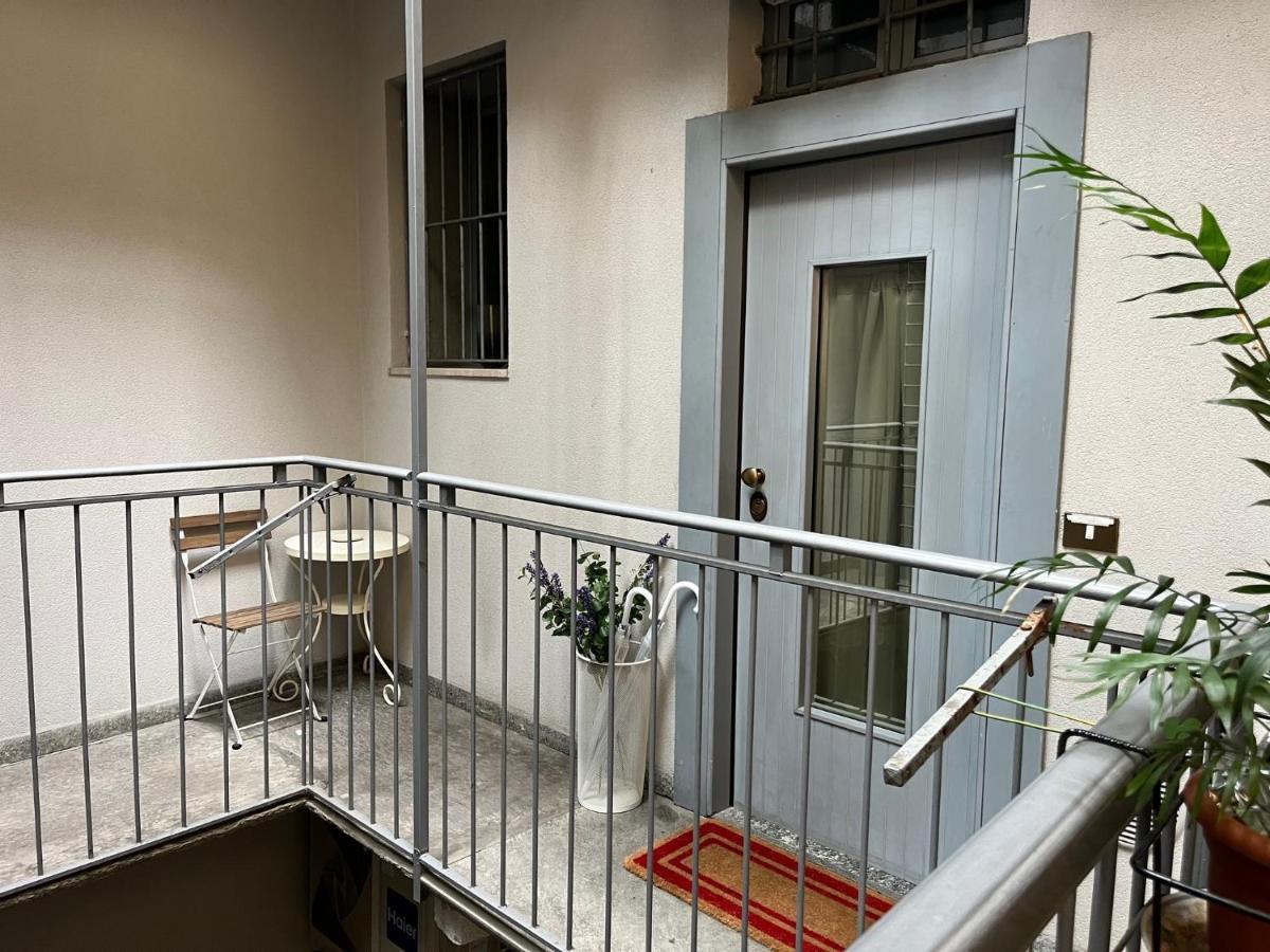 Bilocale Zona Arena Apartment Milan Bagian luar foto